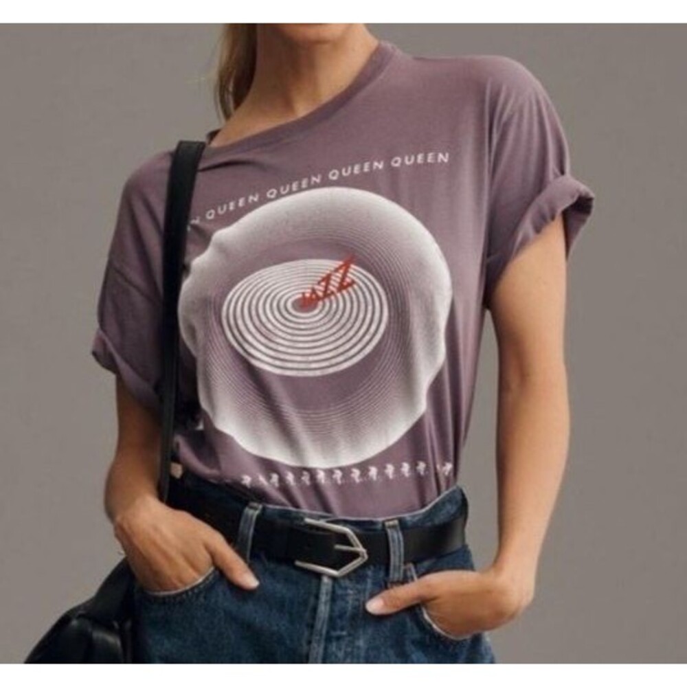 LETLUV Anthropologie Queen Jazz Graphic Tee Shirt Purple Band Women's Small NWT